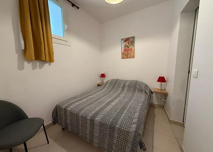 4 Pers En Centre-ville, Proche - Fr-1-309-517 *