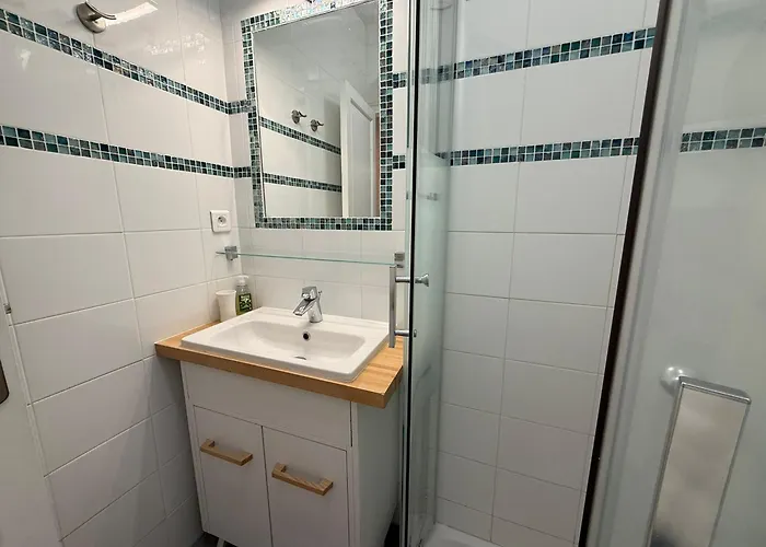 4 Pers En Centre-ville, Proche - Fr-1-309-517 *